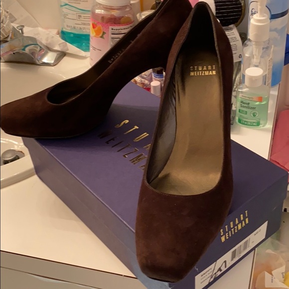 Stuart Weitzman Chocolate Brown Suede Pumps-NEW - Picture 2 of 8